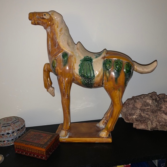 Meet your Posher, Colleen - Picture 2 of 2